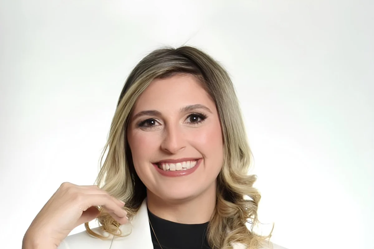 Karoline Ferrassa, terapeuta ocupacional e fundadora da Therapy Life